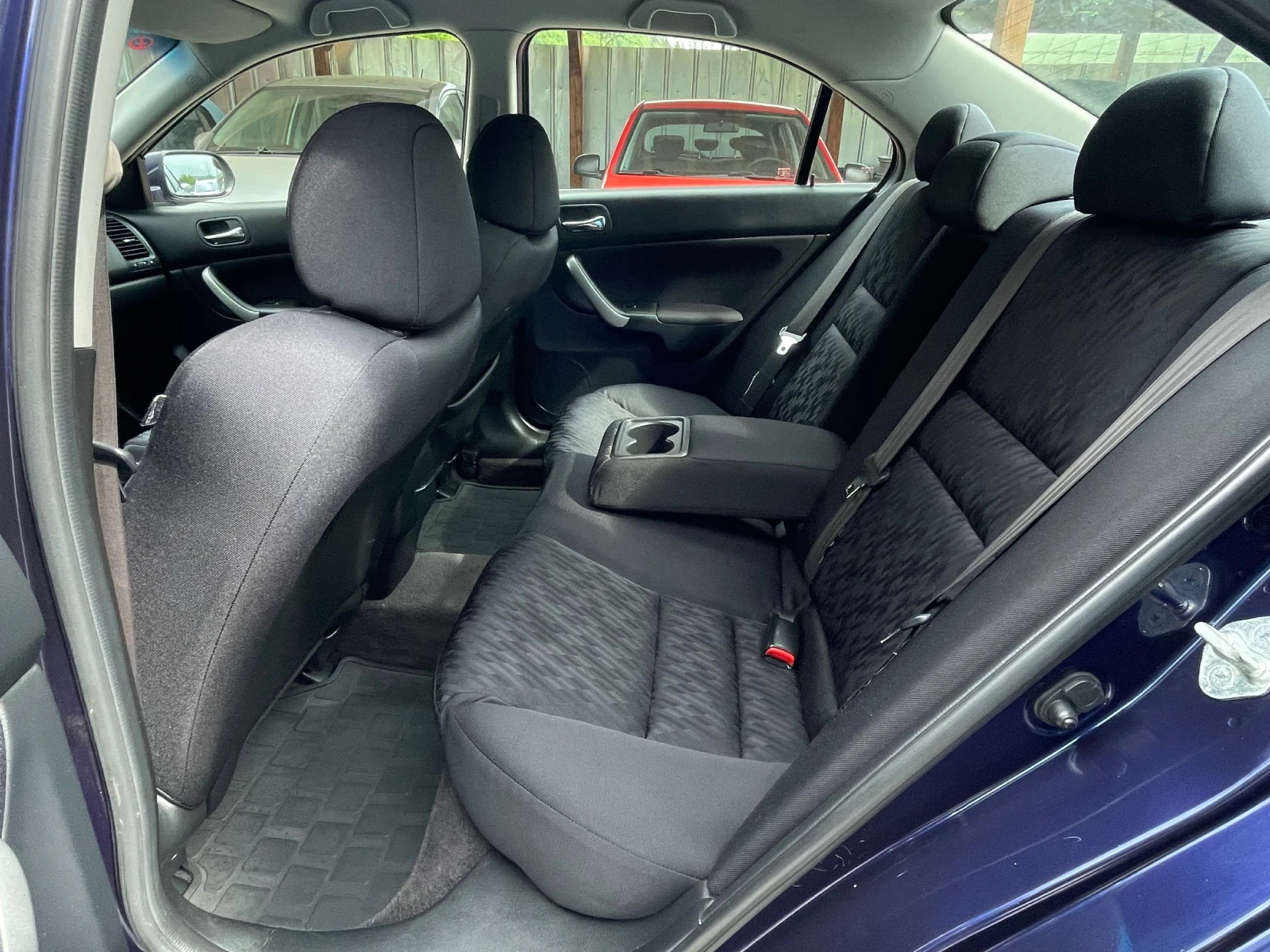 Honda Accord 2.0 i-VTEC LPG - изображение 9