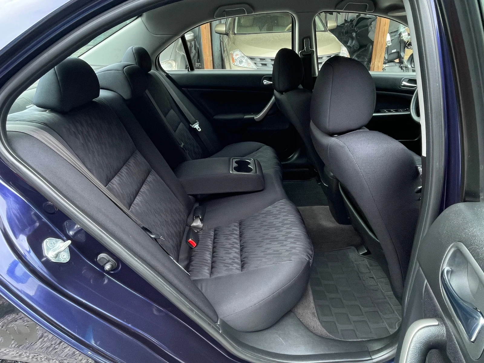 Honda Accord 2.0 i-VTEC LPG - изображение 7