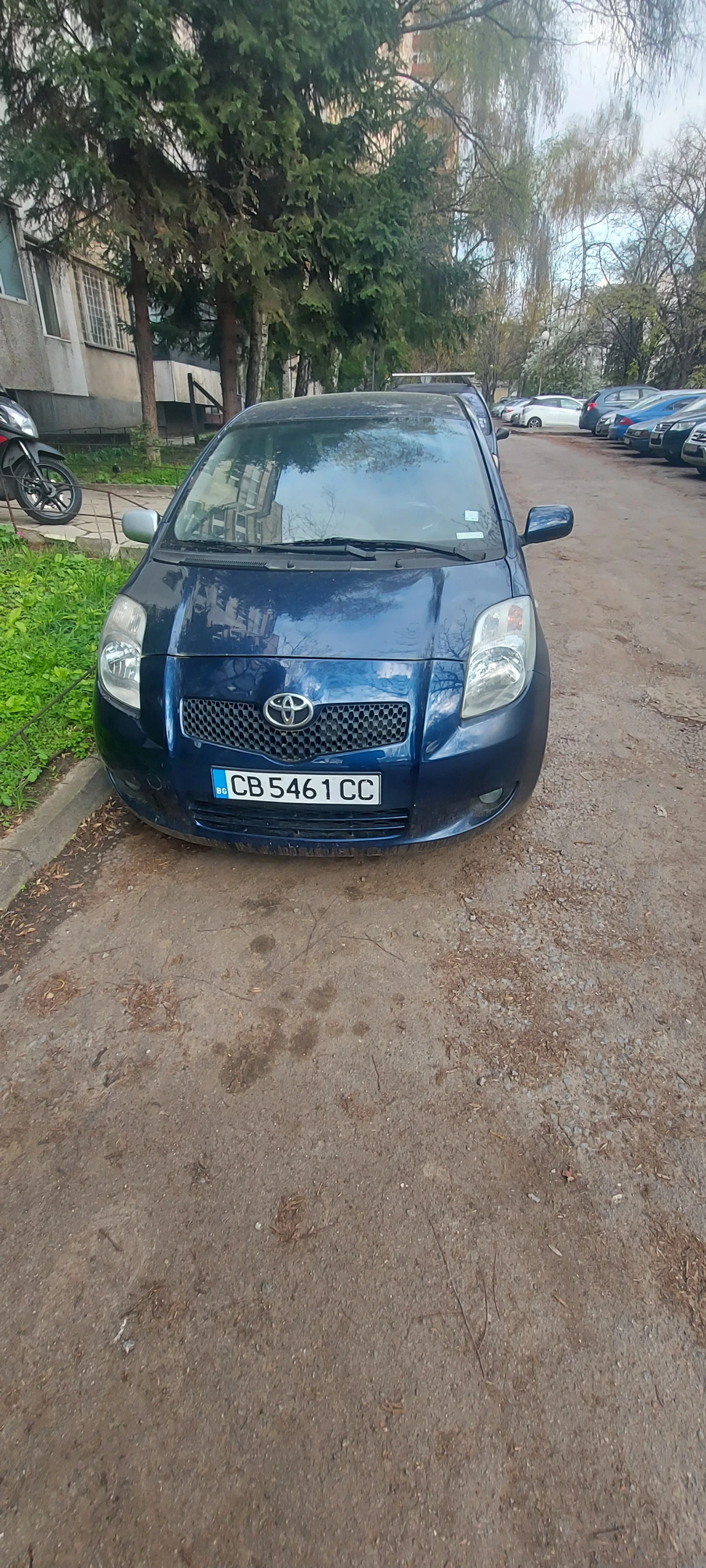 Toyota Yaris Хеджбек - изображение 2