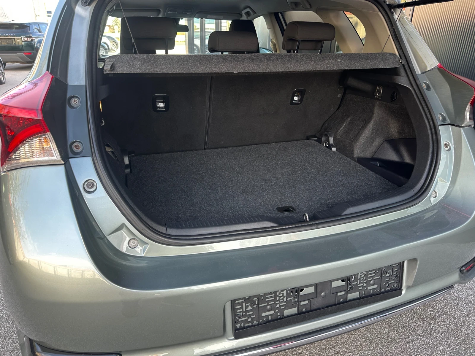 Toyota Auris HYBRID  Line ASS Distronik A  | Mobile.bg   17