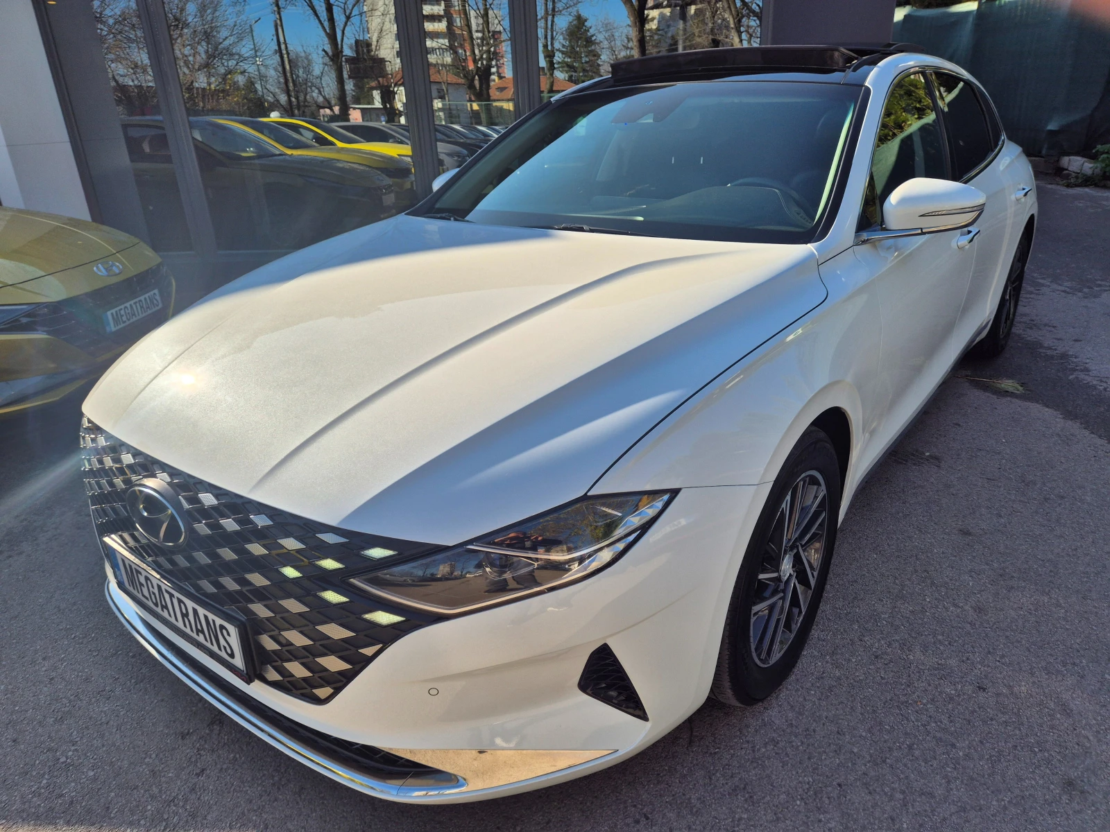 Hyundai Grandeur 3.0 V6 LPG ПАНОРАМА Наличен в БГ - изображение 2