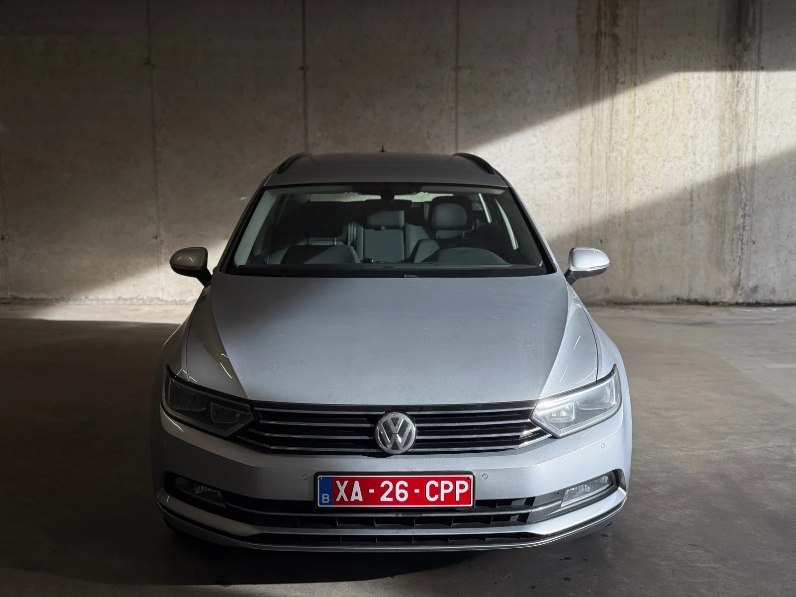 VW Passat 2.0 TDI АВТОМАТ НОВ ВНОС  - изображение 2