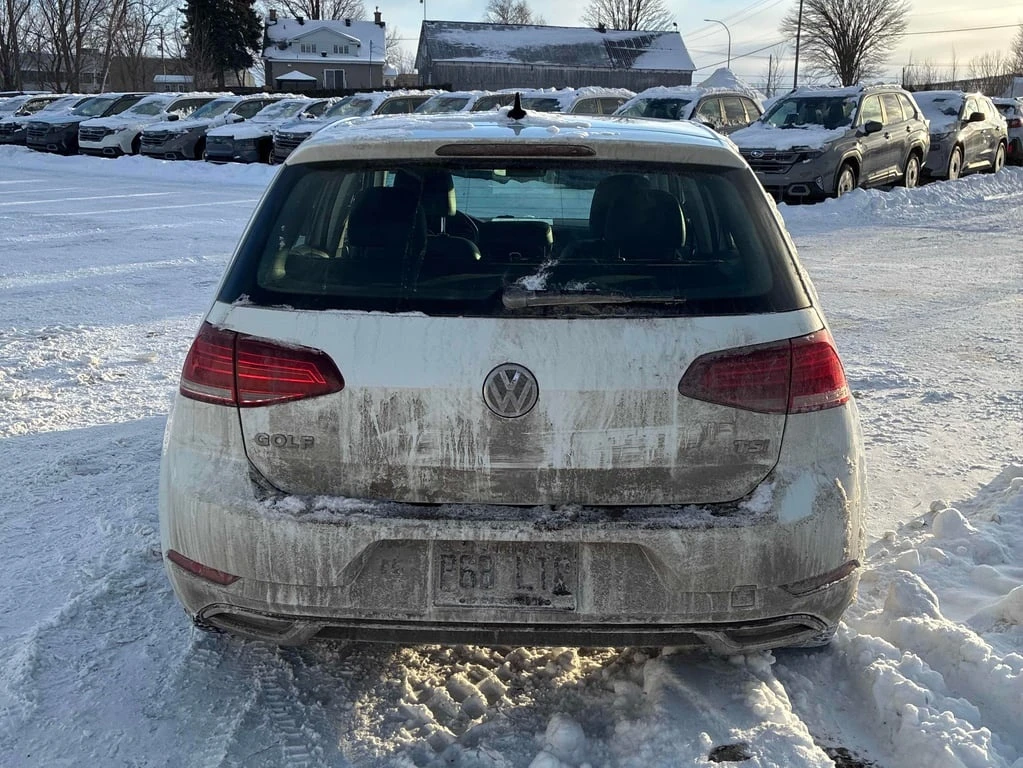 VW Golf * 5 door Manual * CARFAX * ЦЕНА ДО БГ - изображение 4