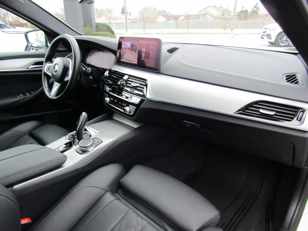 BMW 530 * Harmon Kardon* * HeadUp* AвтоКредит* (ЦЕНА ДО БГ - изображение 9