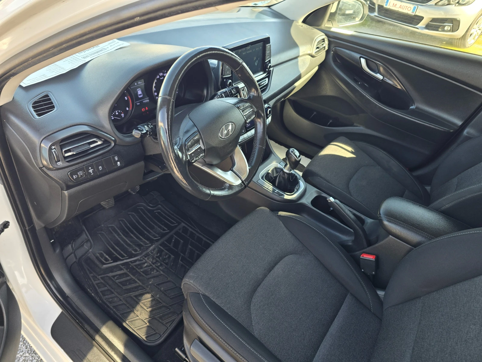 Hyundai I30 1.6-CRDI-FACE-LED-NAVI-EURO6W, снимка 9 - Автомобили и джипове - 53798109