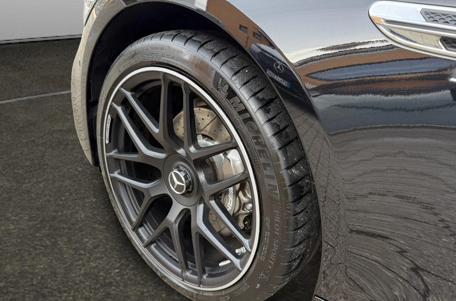 Mercedes-Benz AMG GT 53/4-MATIC/V8 STYLE/PANO/DISTRONIC/MULTIBEAM/360/, снимка 11 - Автомобили и джипове - 53856237