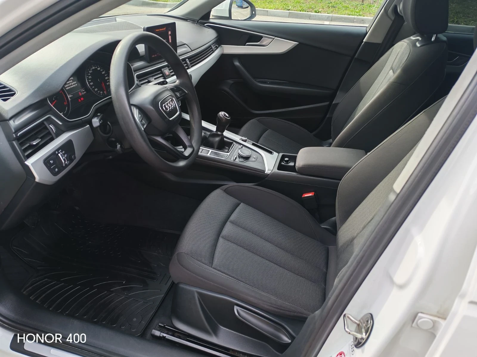 Audi A4, снимка 8 - Автомобили и джипове - 54033152