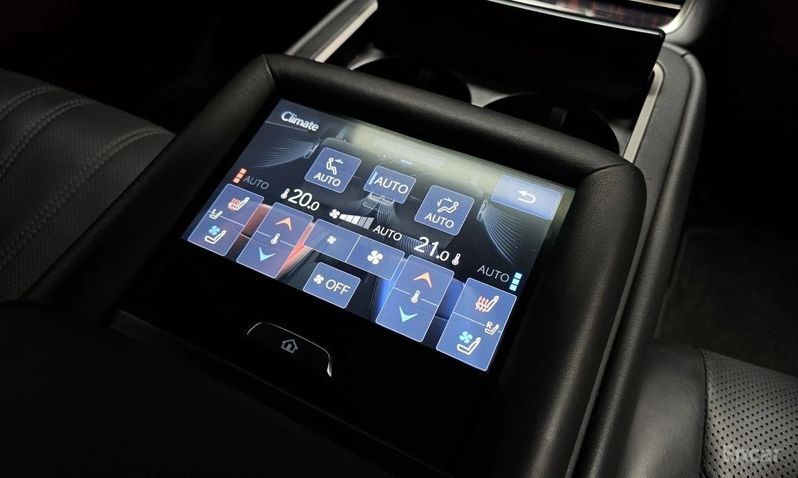 Lexus LS 500 AWD* LUXURY* LANE* ASSIST* МАСАЖ* ОБДУХВАНЕ* КАМЕР, снимка 12 - Автомобили и джипове - 54195106