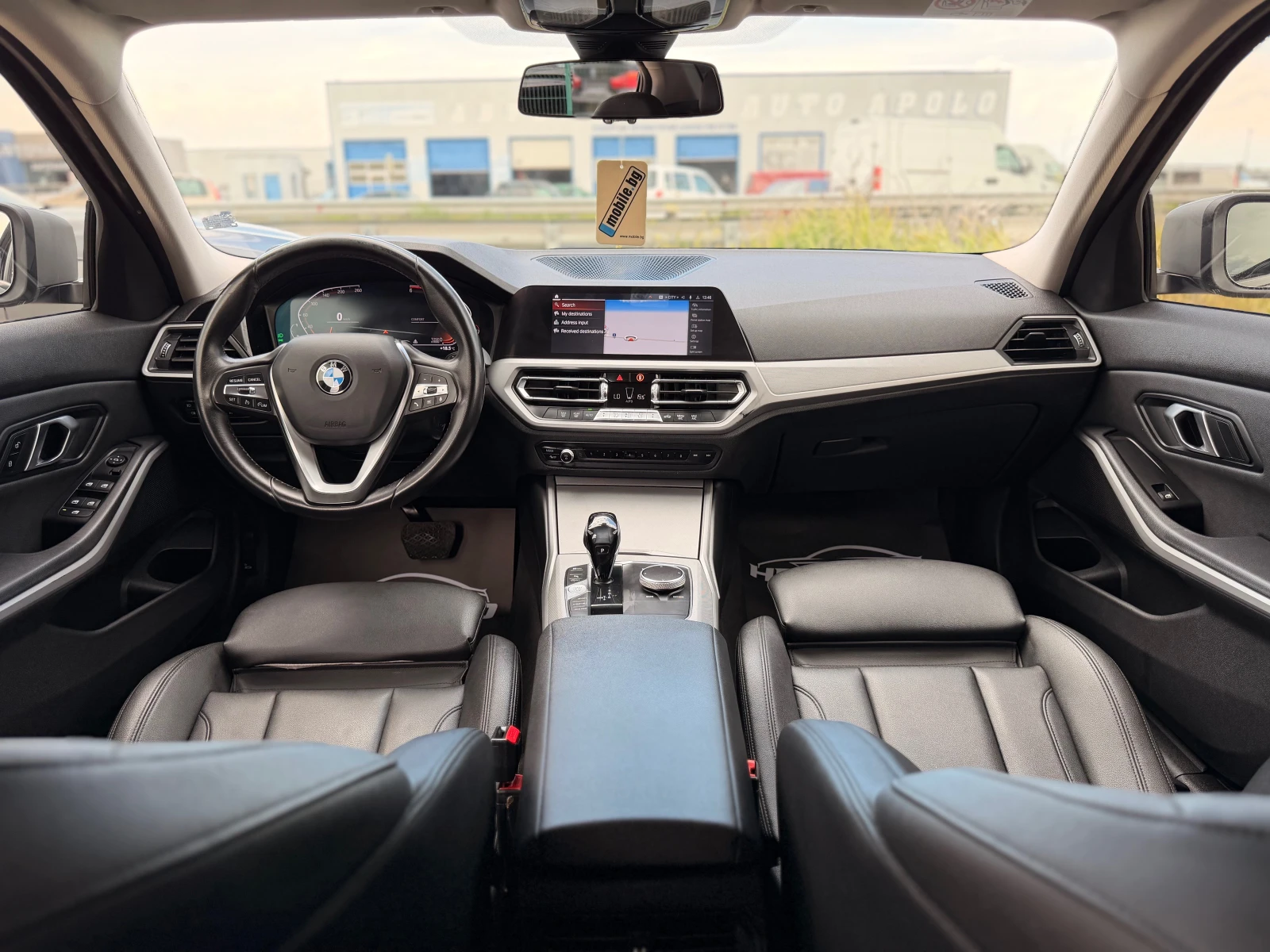 BMW 320 d= Sport Pack= HUD= , снимка 10 - Автомобили и джипове - 54441428