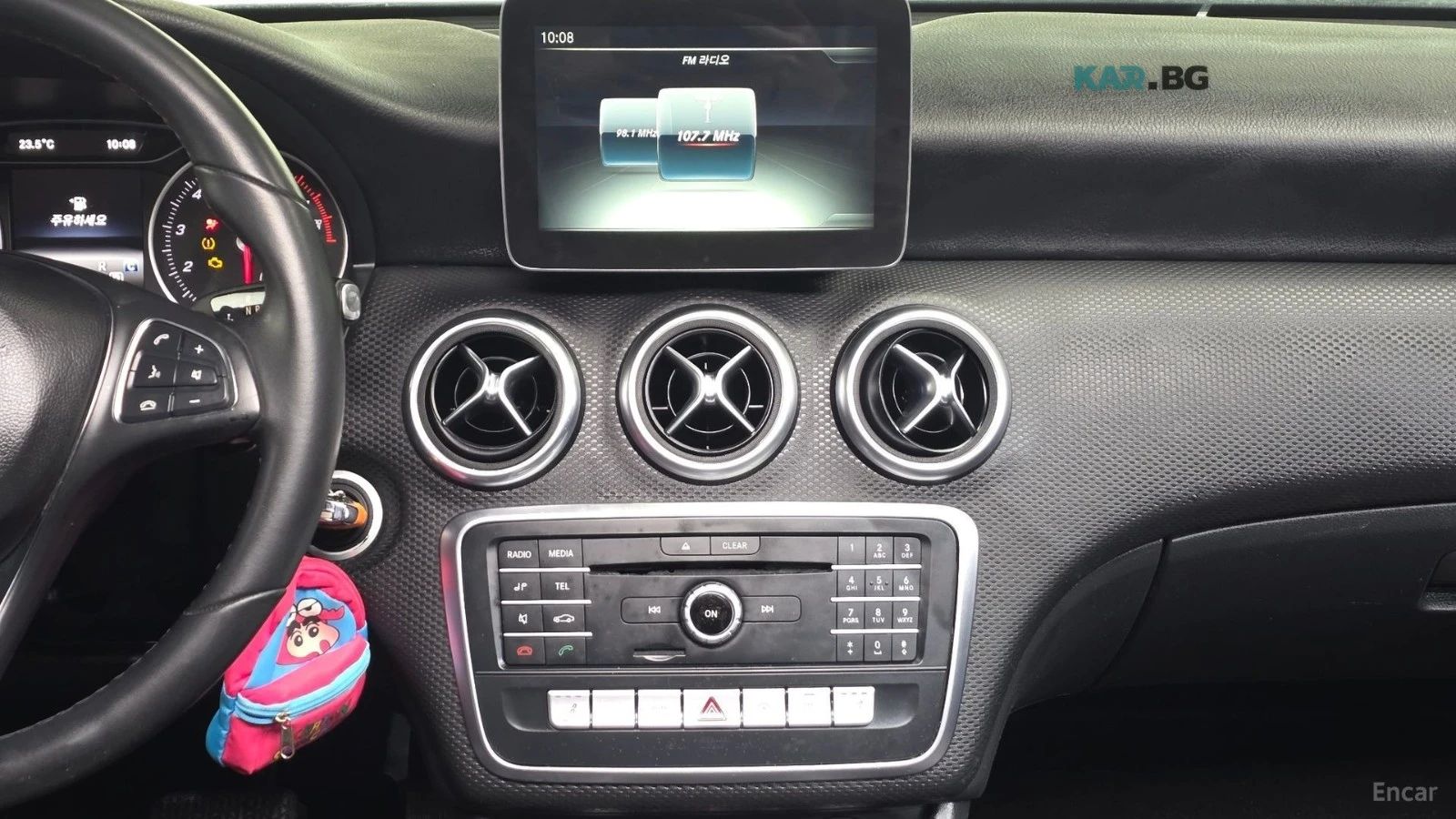 Mercedes-Benz A 200 * ПАНО* KEYLESS* Camera* ПОДГРЕВ* , снимка 13 - Автомобили и джипове - 55062383