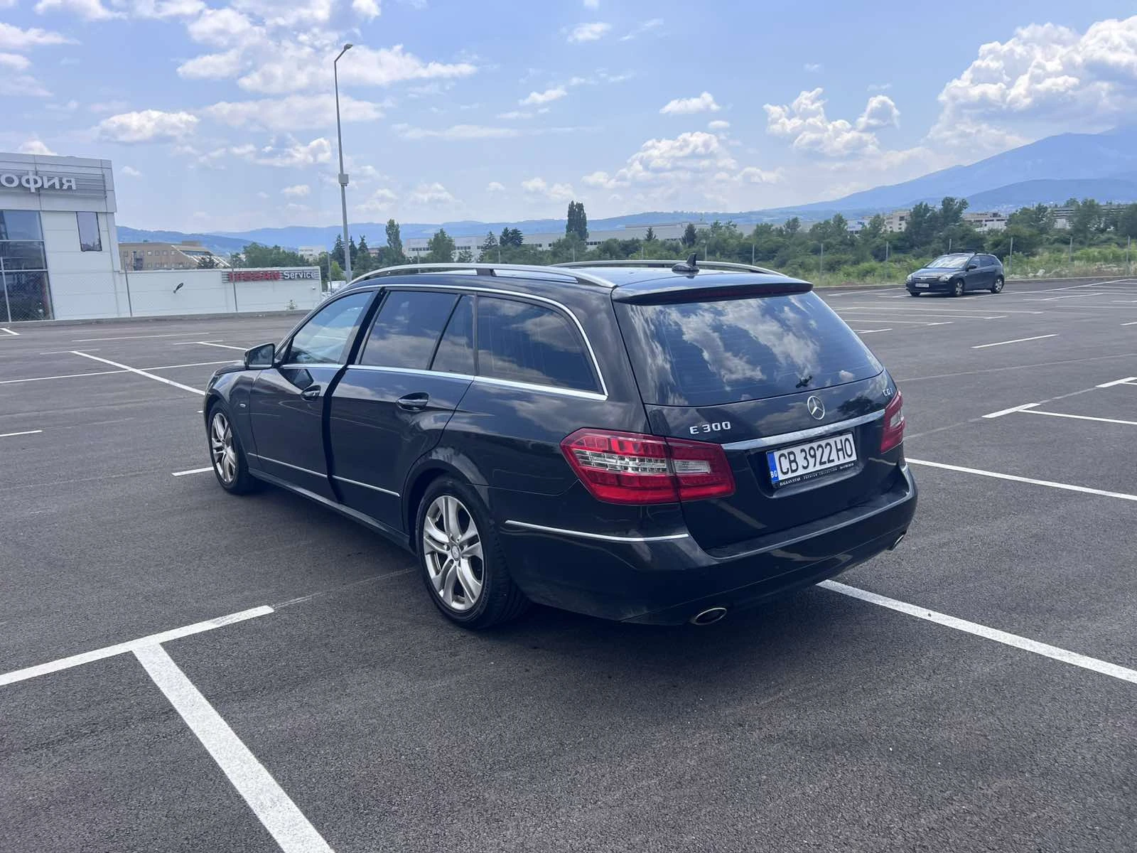 Mercedes-Benz E 300 Avantgarde  v6 231 к.с. без AdBlue, снимка 5 - Автомобили и джипове - 55071837