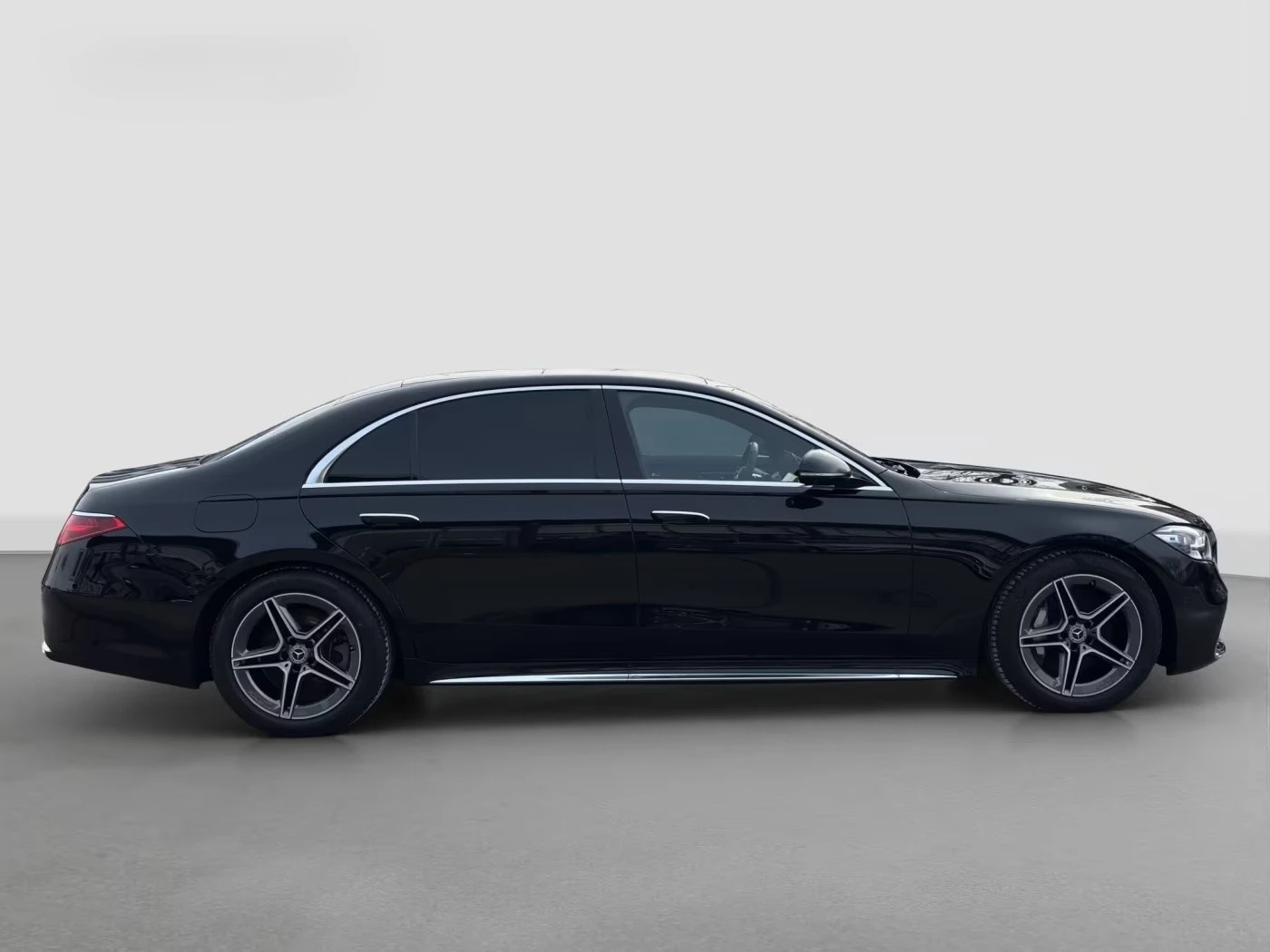 Mercedes-Benz S 500 AMG/ LONG/ 4 MATIC / BURM / 360 / HUD /SOFT / PANO, снимка 8 - Автомобили и джипове - 55146243