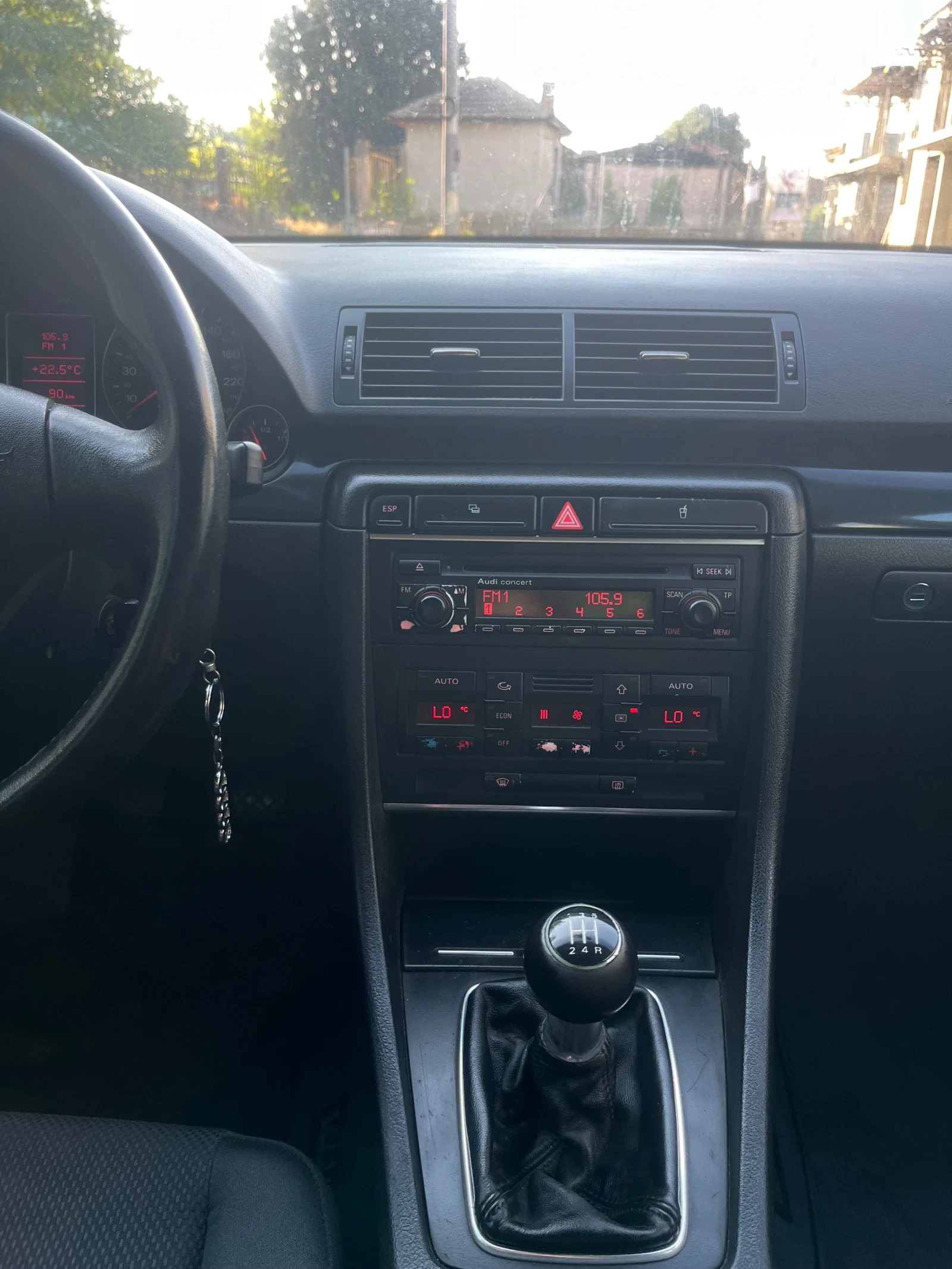Audi A4 1.6 102кс , снимка 12 - Автомобили и джипове - 55227817