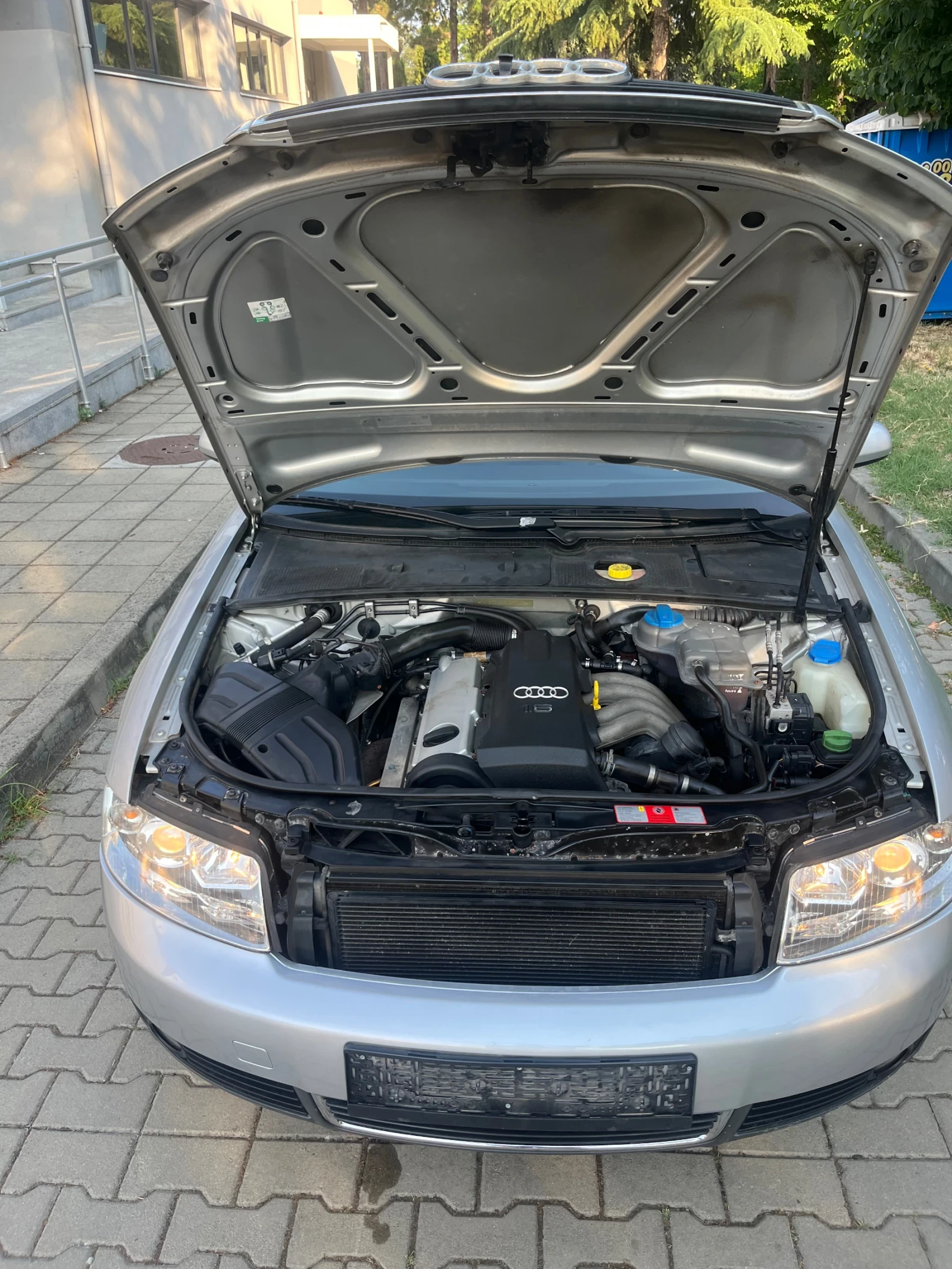 Audi A4 1.6 102кс , снимка 15 - Автомобили и джипове - 55227817