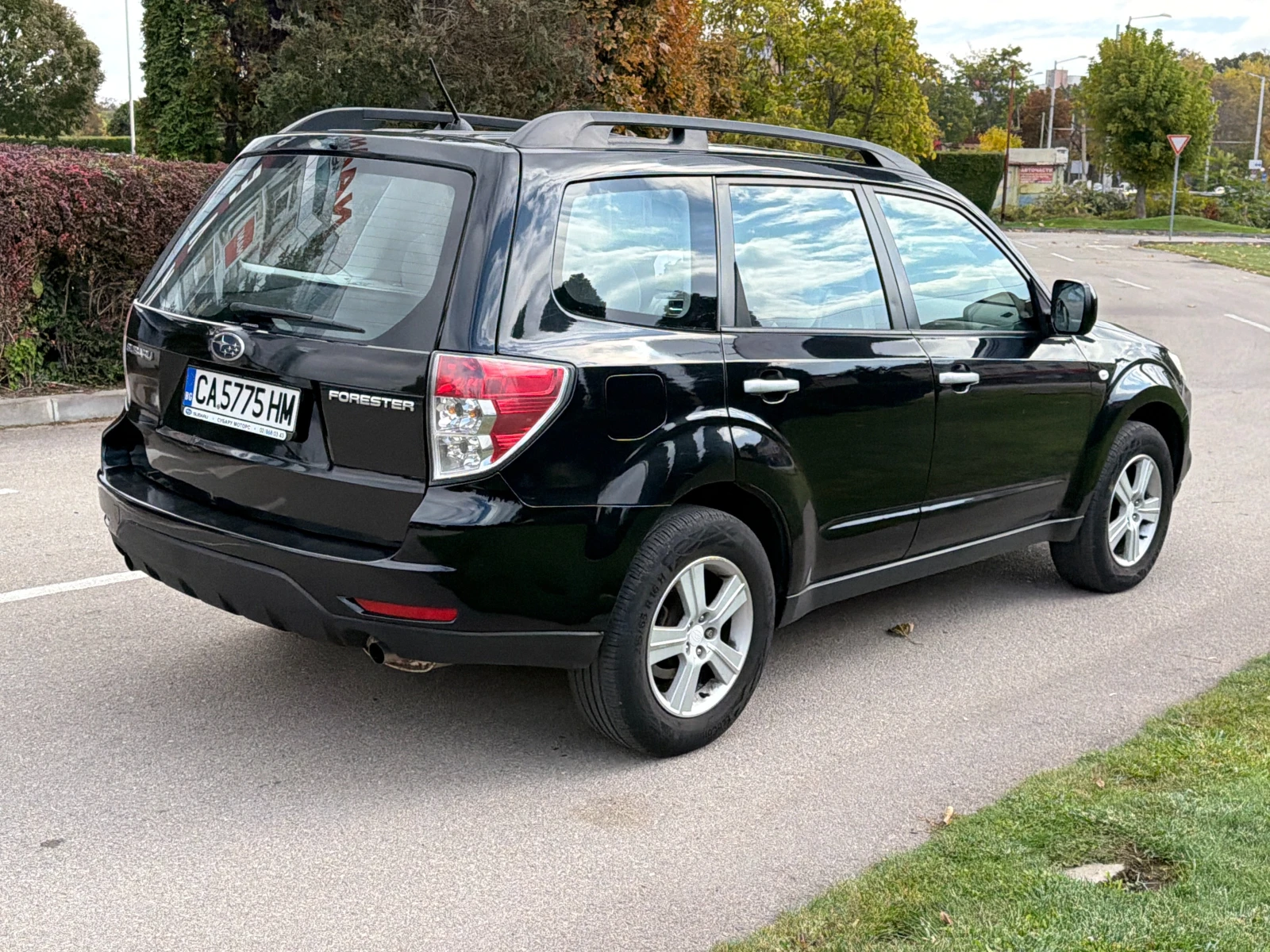 Subaru Forester, снимка 6 - Автомобили и джипове - 56574104