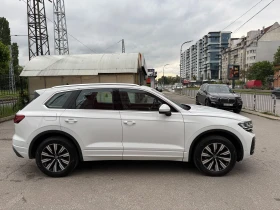 VW Touareg 3, 0 TSI eHybrid 4Motion Tiptronic "Elegance&#, снимка 2