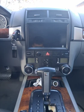 VW Touareg 3.2 240кс, снимка 9
