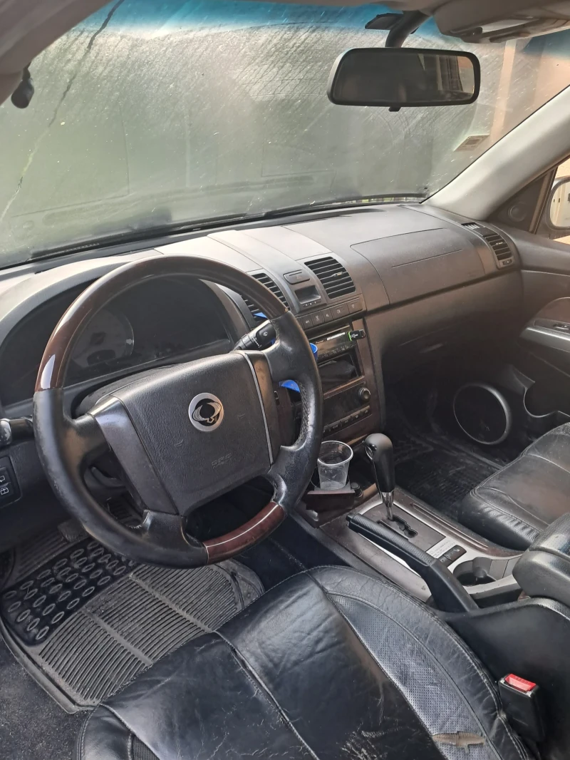SsangYong Rexton, снимка 2 - Автомобили и джипове - 52296855