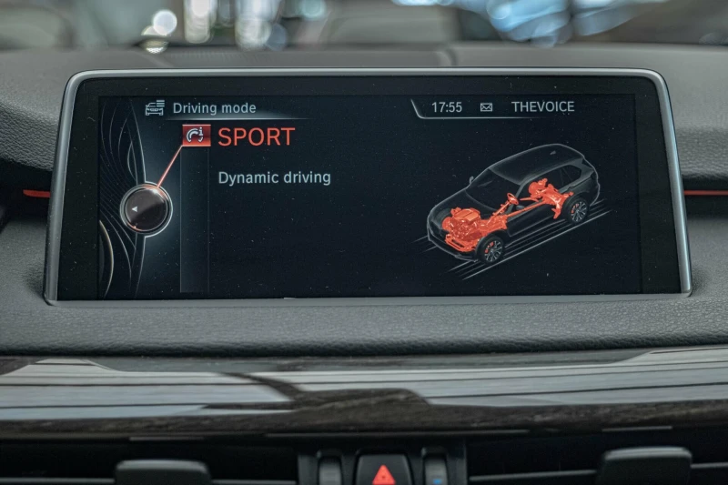 BMW X5 3.0D/xDrive/HuD/PDC/Подгрев/BiXenon, снимка 13 - Автомобили и джипове - 52044273