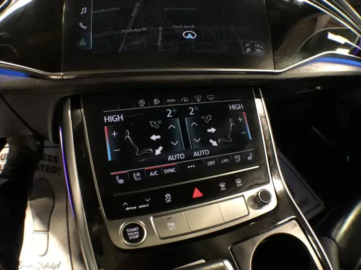 Audi Q8 B&O* ОБДУХ* 360* BLIND SPOT* DISTRONIC, снимка 11 - Автомобили и джипове - 53538451