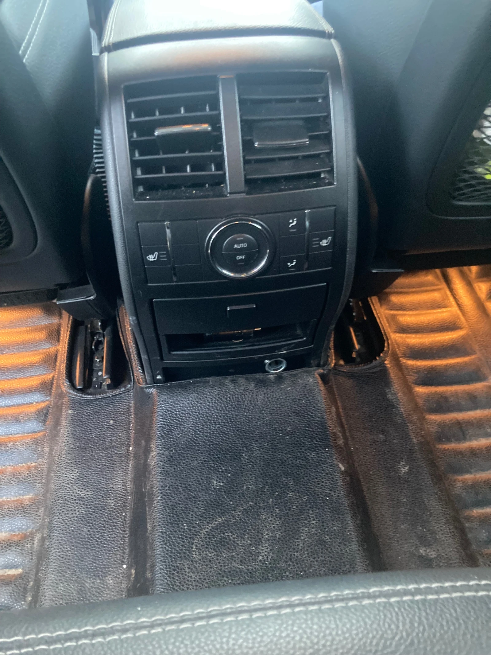 Mercedes-Benz ML 350  - изображение 10