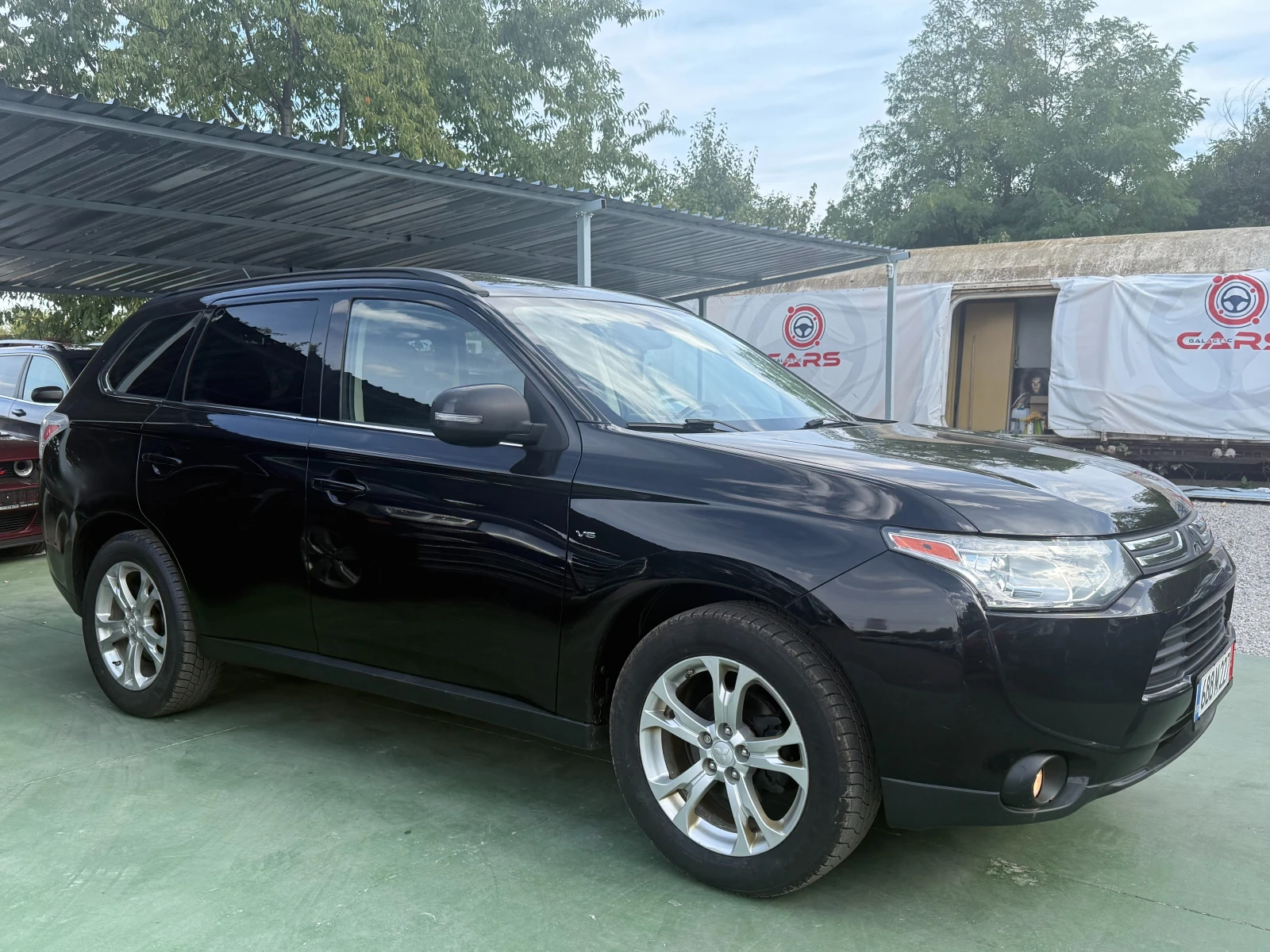 Mitsubishi Outlander GT S-AWC, 3.0 V6, 6+ 1 МЕСТА - изображение 3