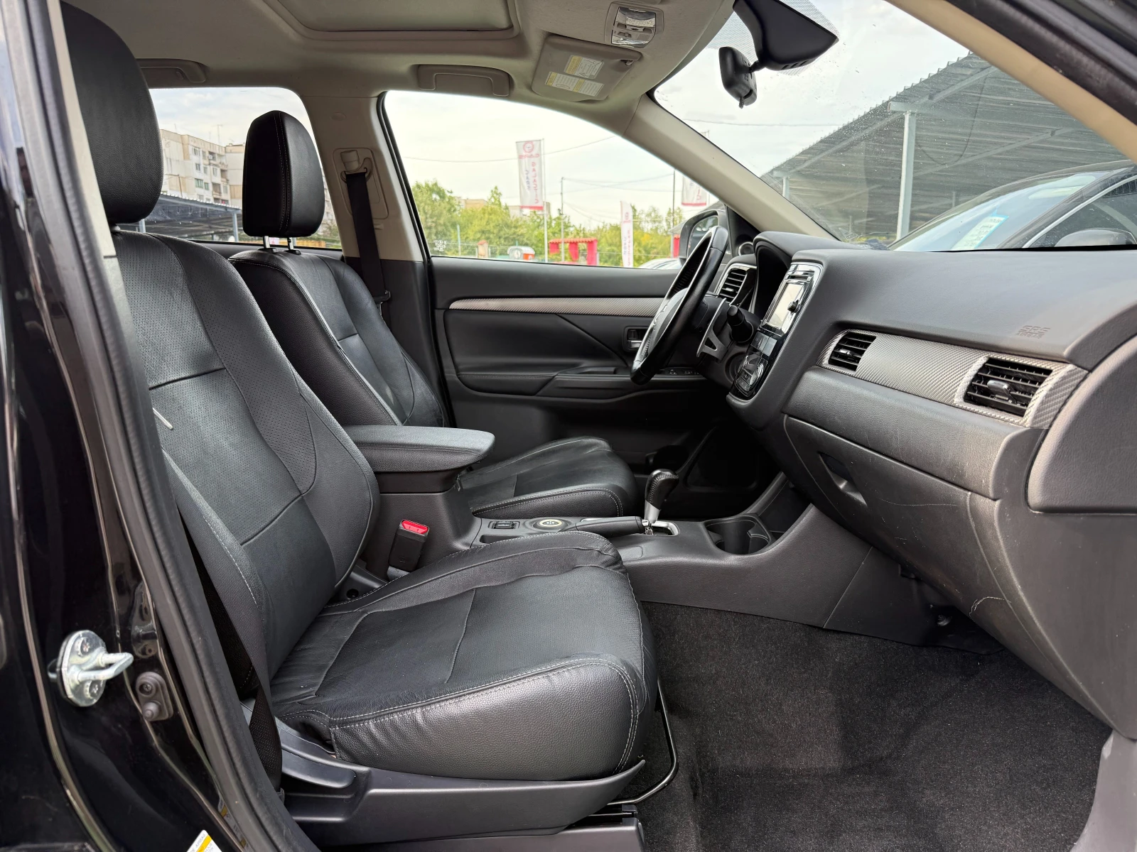 Mitsubishi Outlander GT S-AWC, 3.0 V6, 6+ 1 МЕСТА - изображение 8