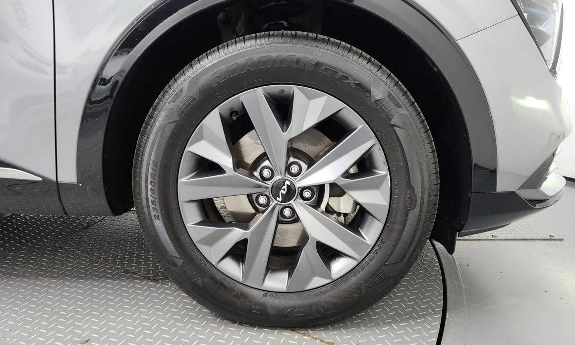 Kia Sportage LPG 2.0 2WD * НАЙ-ДОБРА ЦЕНА В БЪЛГАРИЯ*  - изображение 5