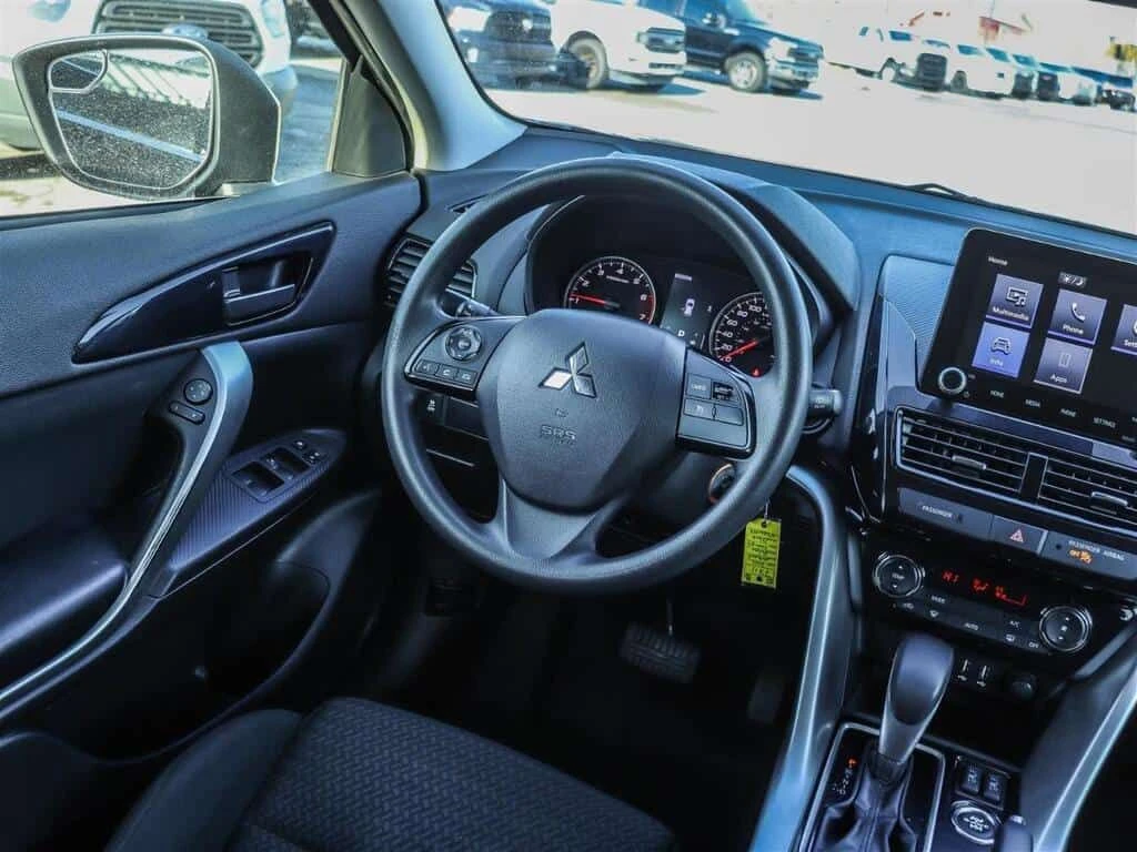 Mitsubishi Eclipse Cross * S AWC | CARPLAY | HTD SEATS | TURBO | REAR CAM *, снимка 12 - Автомобили и джипове - 53946815