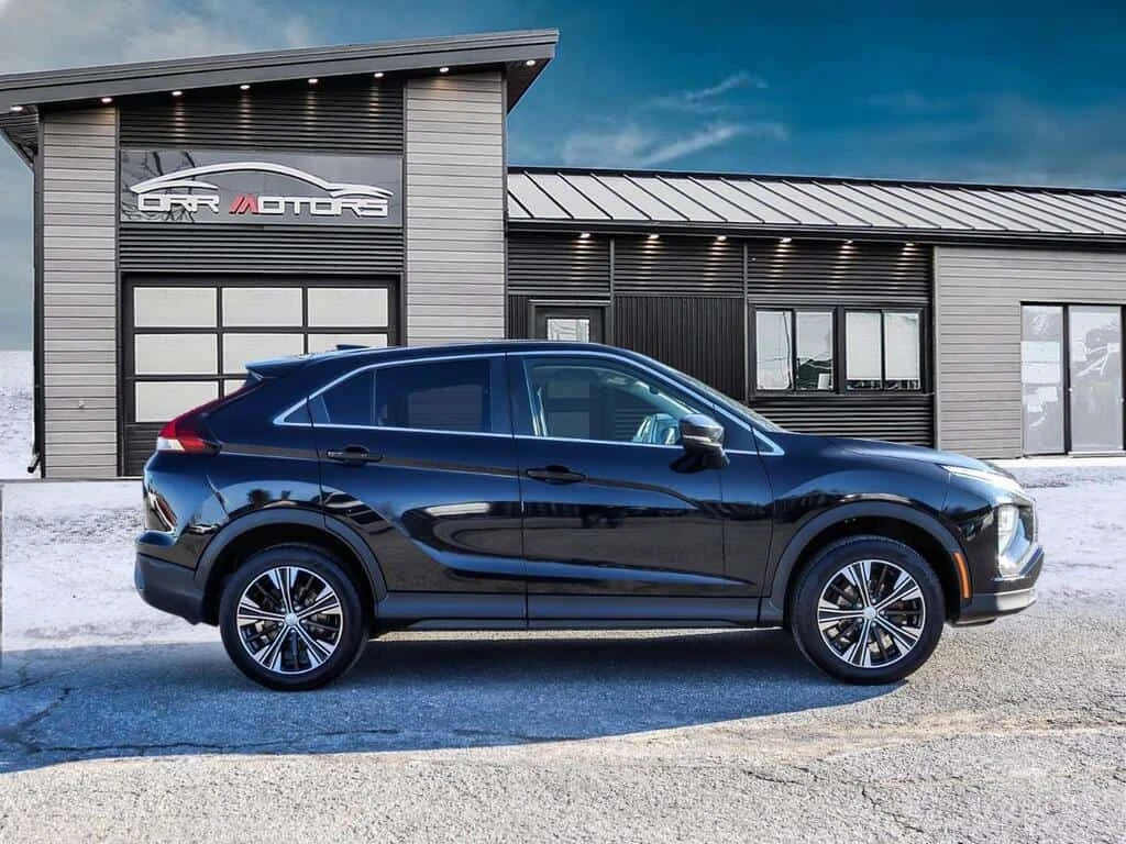 Mitsubishi Eclipse Cross * S AWC | CARPLAY | HTD SEATS | TURBO | REAR CAM *, снимка 3 - Автомобили и джипове - 53946815