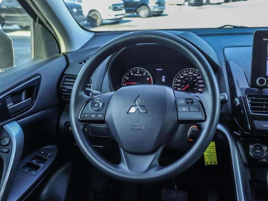 Mitsubishi Eclipse Cross * S AWC | CARPLAY | HTD SEATS | TURBO | REAR CAM *, снимка 9 - Автомобили и джипове - 53946815