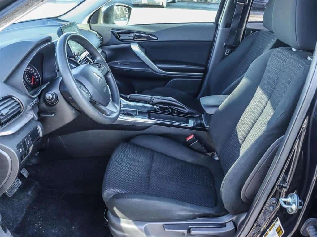 Mitsubishi Eclipse Cross * S AWC | CARPLAY | HTD SEATS | TURBO | REAR CAM *, снимка 7 - Автомобили и джипове - 53946815