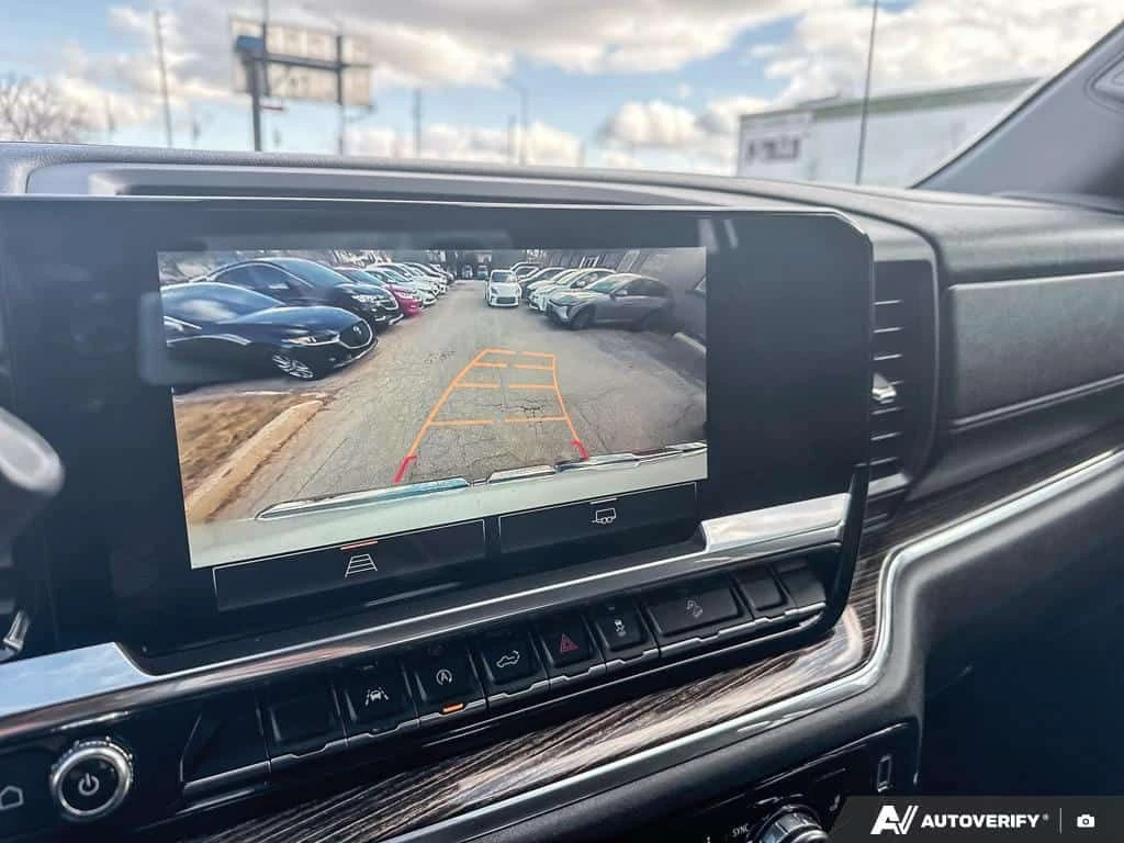 Gmc Sierra * ELEVATION / 5.3L V8 / HTD SEATS / TOW PACK / CRE, снимка 14 - Автомобили и джипове - 54055714