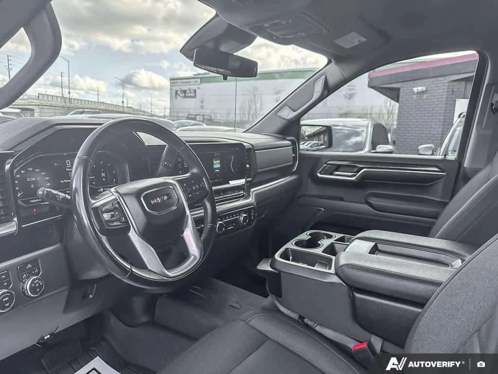 Gmc Sierra * ELEVATION / 5.3L V8 / HTD SEATS / TOW PACK / CRE, снимка 7 - Автомобили и джипове - 54055714