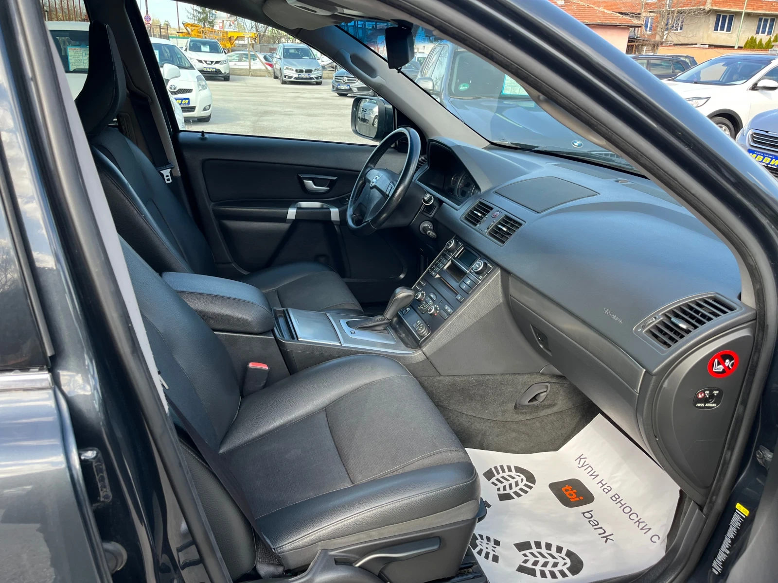 Volvo Xc90 D 5 FACELIFT, снимка 6 - Автомобили и джипове - 54120919