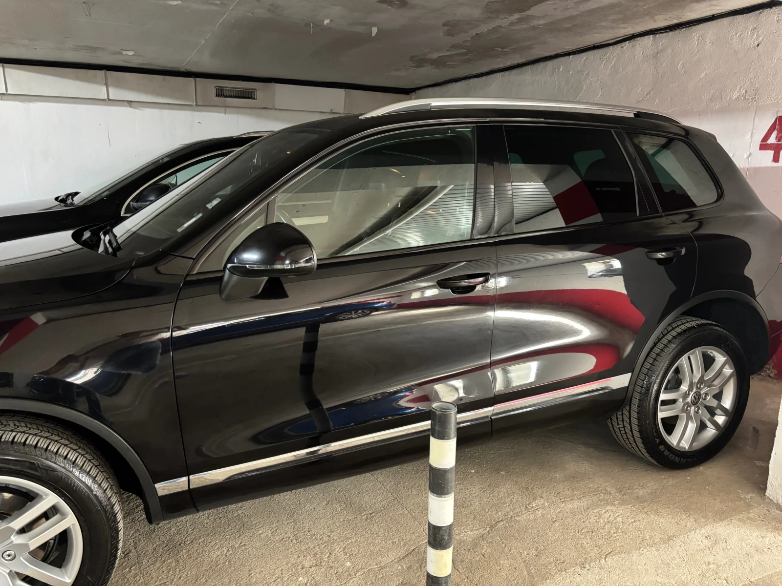 VW Touareg 3.00 TDI, снимка 2 - Автомобили и джипове - 54509697