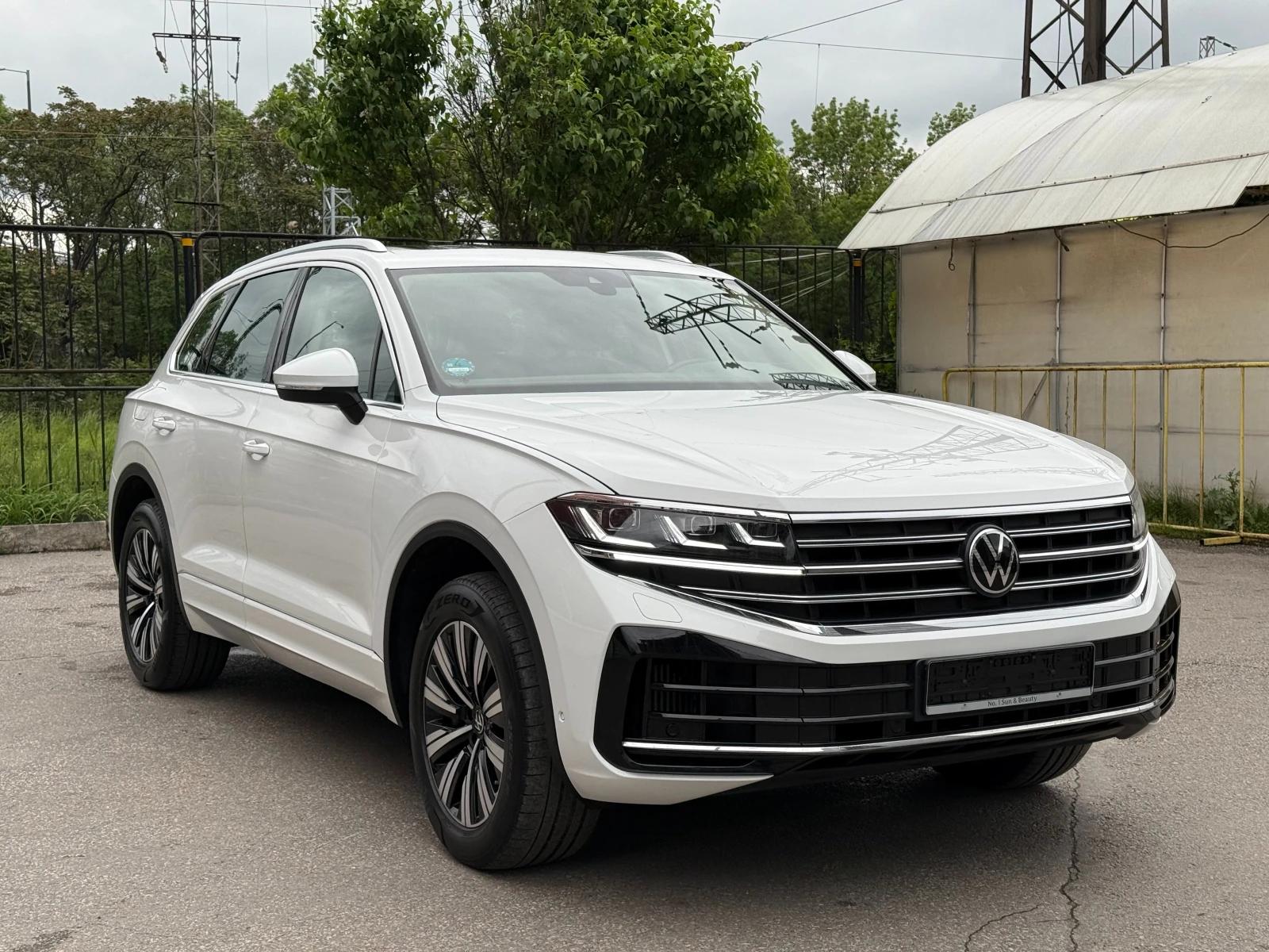 VW Touareg 3, 0 TSI eHybrid 4Motion Tiptronic "Elegance&#