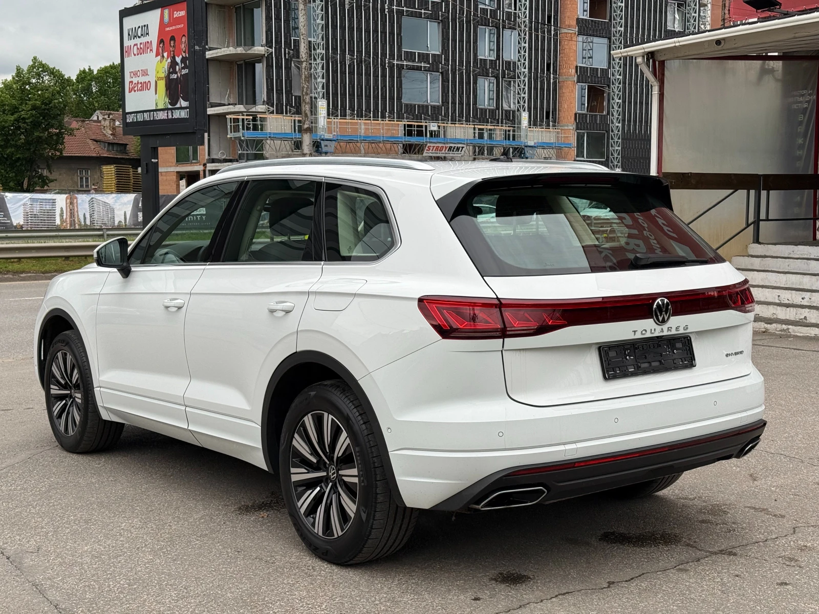 VW Touareg 3, 0 TSI eHybrid 4Motion Tiptronic "Elegance&#, снимка 6 - Автомобили и джипове - 54540507