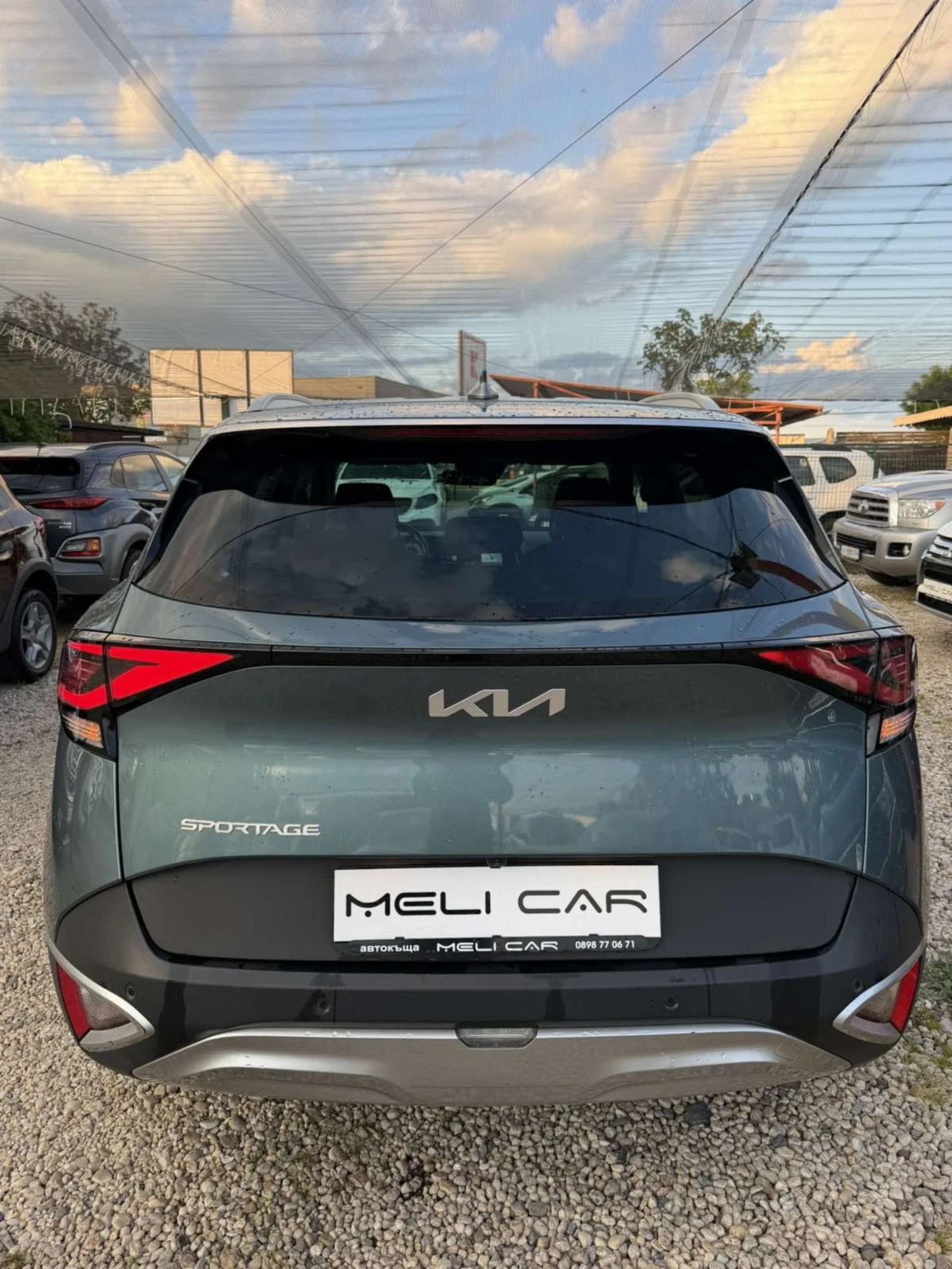 Kia Sportage 1.6CRDI 100% РЕАЛНИ КМ ЛИЗИНГ ВИДЕО , снимка 3 - Автомобили и джипове - 54609918