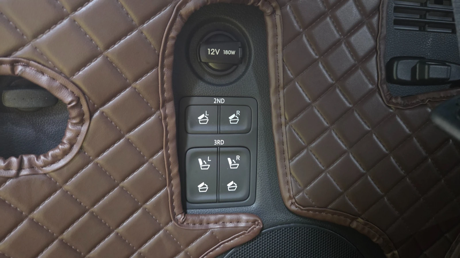 Hyundai Palisade 3.8 GDI 2WD Calligraphy Black Edition, снимка 14 - Автомобили и джипове - 55597428