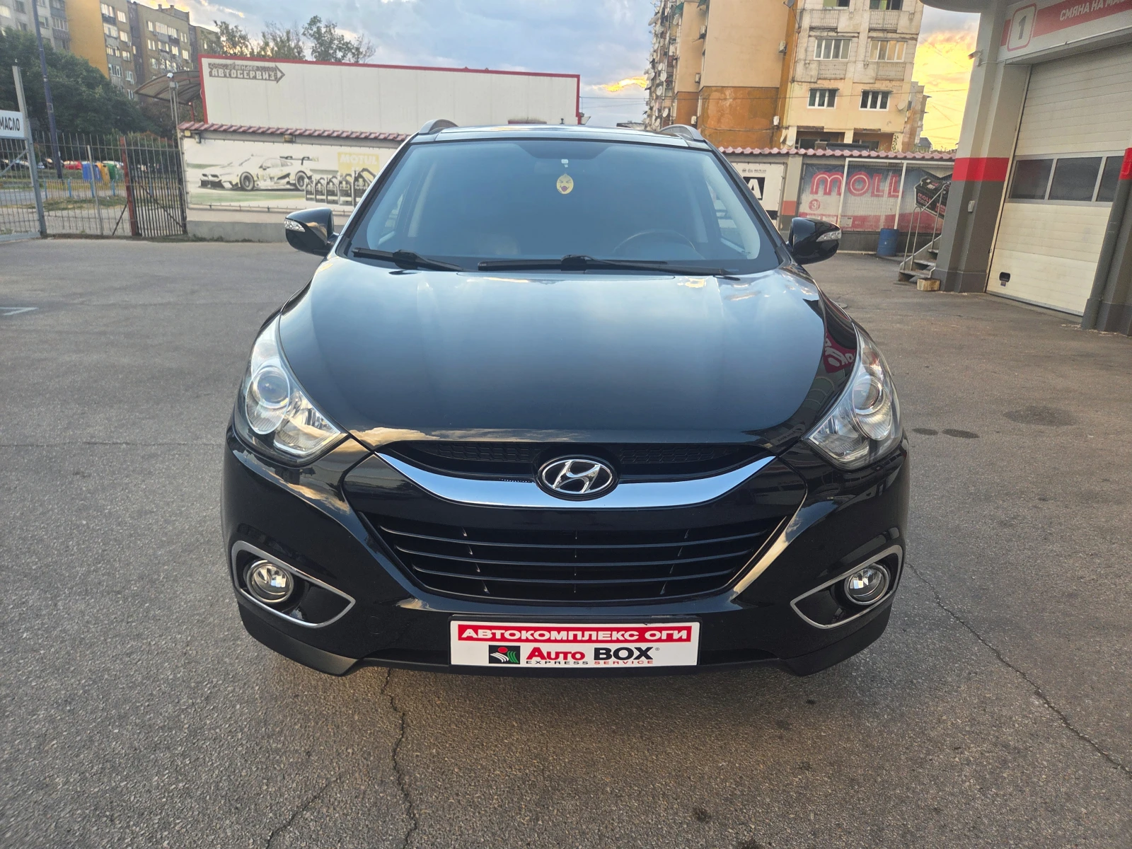 Hyundai IX35 2.0i-Comfort (163 Hp) Navi/Камера/3xTV, снимка 8 - Автомобили и джипове - 55937465