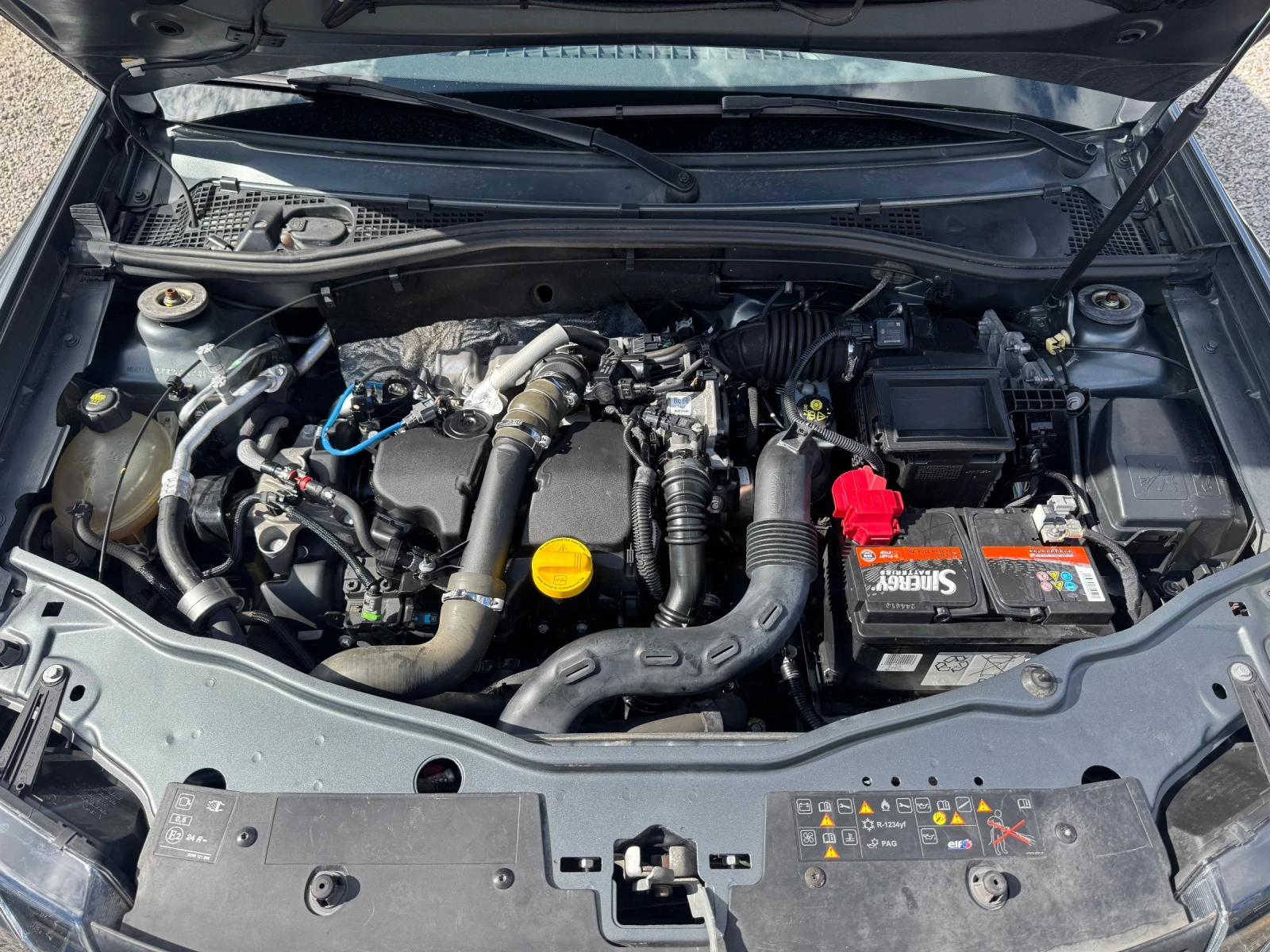 Dacia Duster 1.5TD 109hp* КОЖА* КАМЕРА* NAVI* 07.2017г* евро 6, снимка 17 - Автомобили и джипове - 56260583