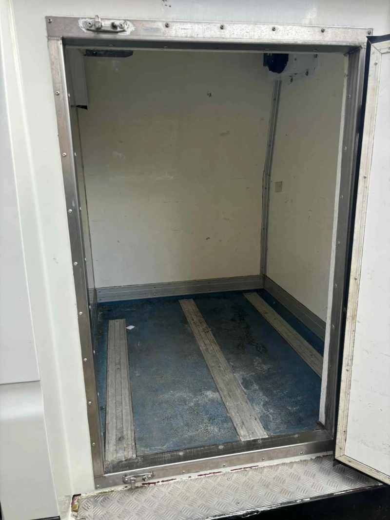 Iveco Daily Битемпературен (хладилен/фризерен), снимка 5 - Бусове и автобуси - 52958495