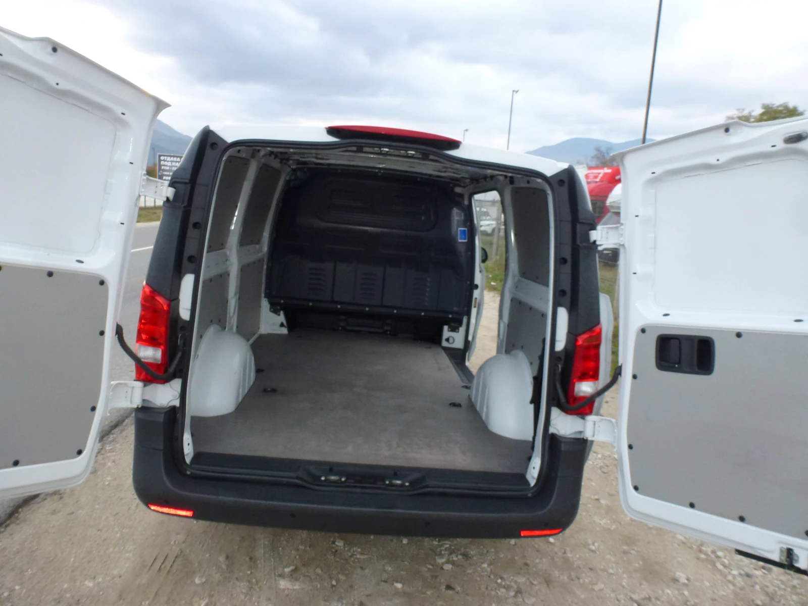 Mercedes-Benz Vito 116 CDI 81000 км. !!! - изображение 5