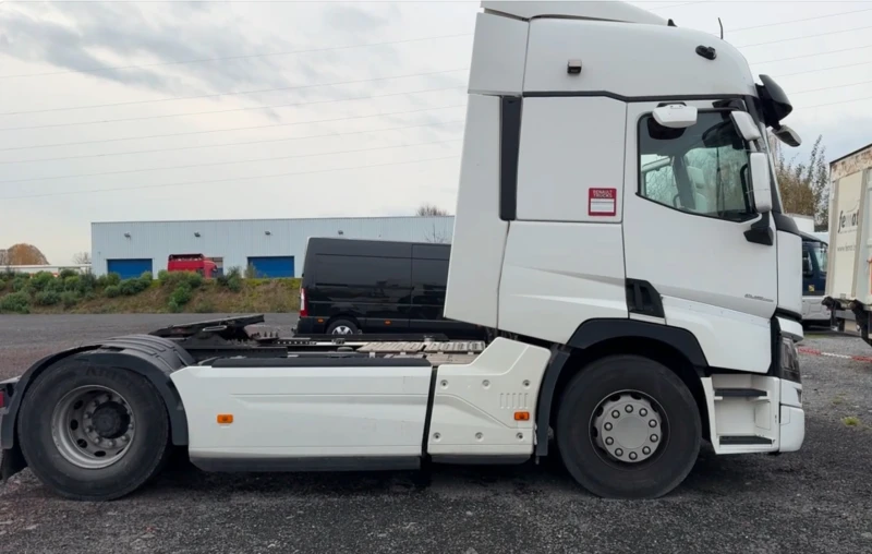 Renault T 460, orig. 2019, orig. WHITE, spoilers, 2 tank, снимка 15 - Камиони - 48083006