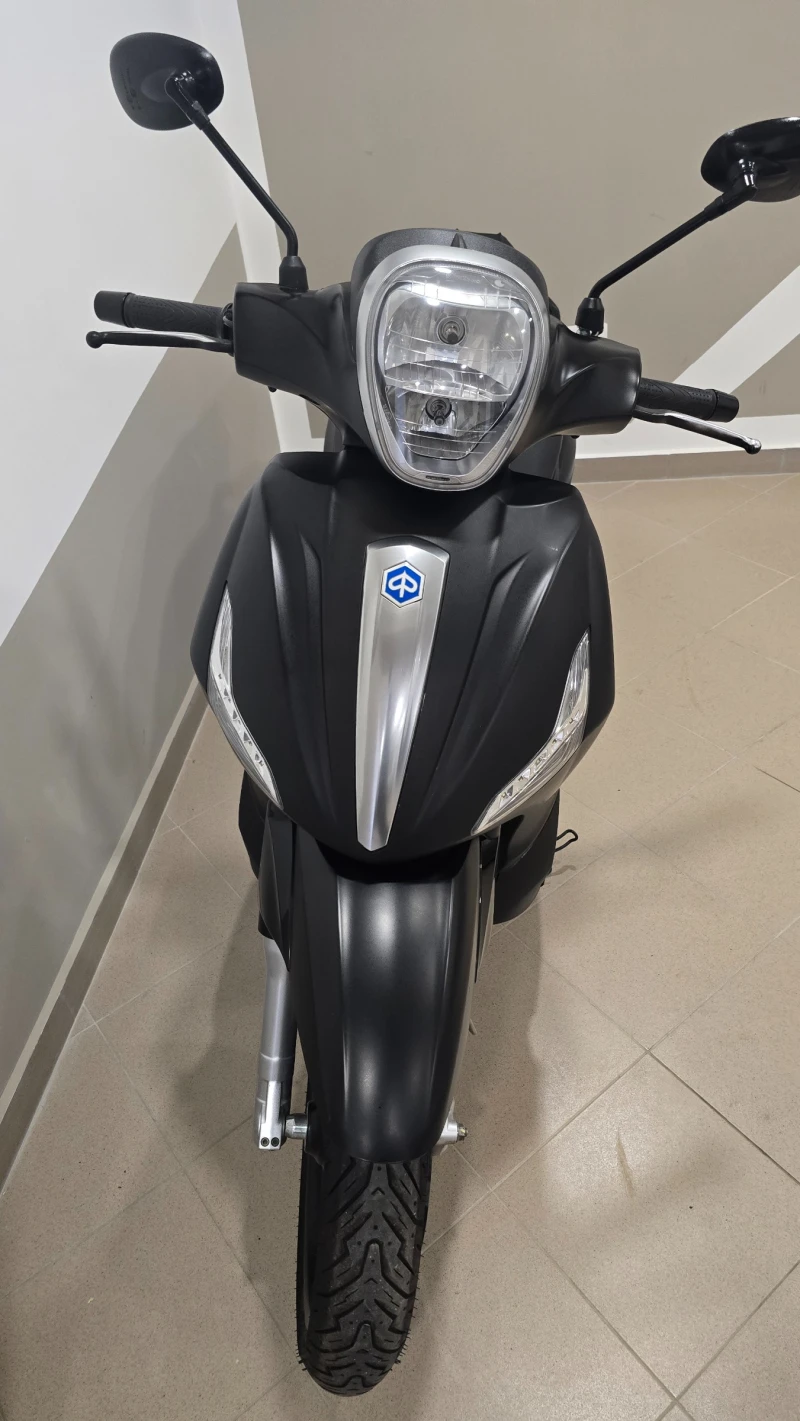 Piaggio Beverly Black Edition, снимка 4 - Мотоциклети и мототехника - 51878984