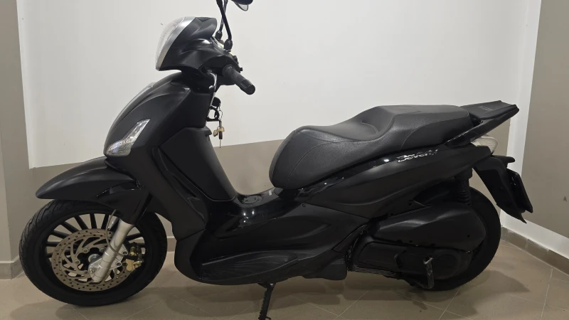 Piaggio Beverly Black Edition