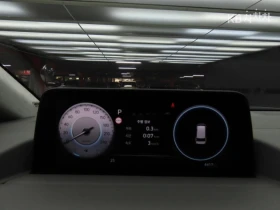 Hyundai Staria Lounge 3.5 LPG Lounge 7 Вдъхновение ЛИЗ.БЕЗ ПЪРВ.В, снимка 12