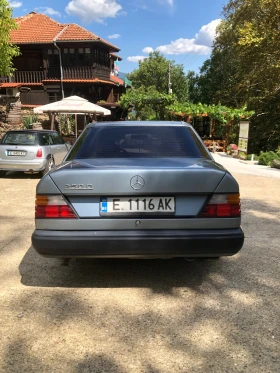 Mercedes-Benz 124 250d, снимка 4