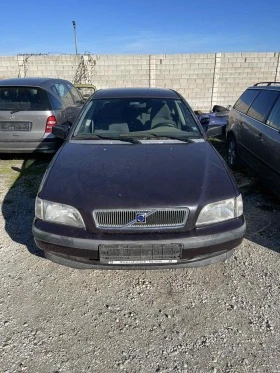  Volvo S40